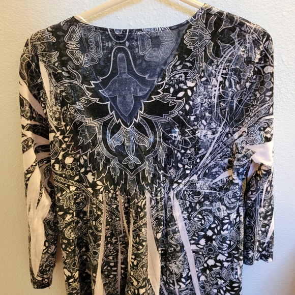 Top - Picture 7 of 8